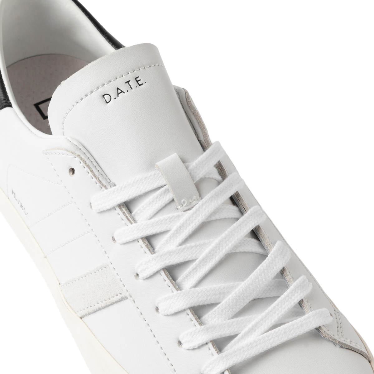 DATE SNEAKERS BASSA IN PELLE HILL LOW BASIC
